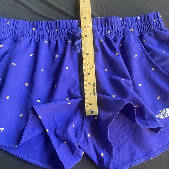 The North Face Class V Mini Shorts Womens Large Flashdry Nylon Casual Floral - Picture 11 of 12